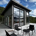 Efjord And Stetind - Kulhorn Vakantiehuis *