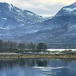 Efjord&stetind - Kulhorn Feriehus Ballangen