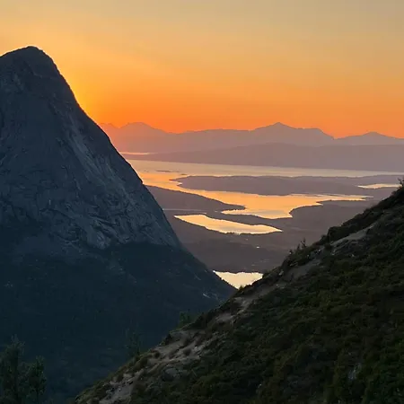 Nyaraló Efjord And Stetind - Kulhorn