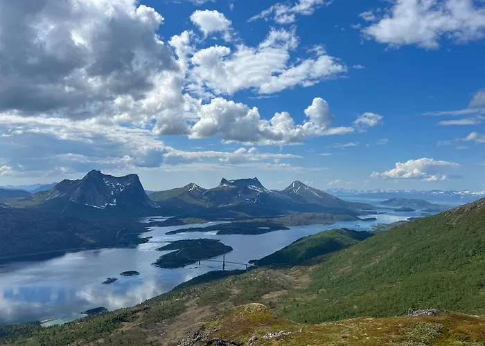 Semesterbostad Efjord And Stetind - Kulhorn