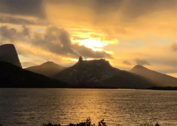 Efjord And Stetind - Kulhorn Ballangen