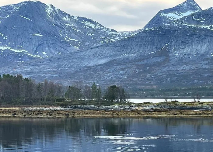 Efjord&stetind - Kulhorn Ferienhaus Ballangen
